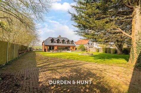 Theydon-92.2.jpg