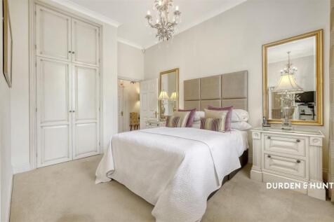 Chapel Mews