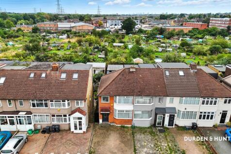 Wansford Road