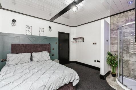 Bedroom/Lounge