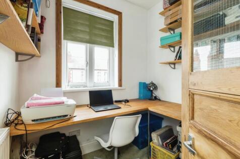 Bedroom Five / Study