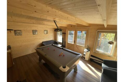 Log Cabin
