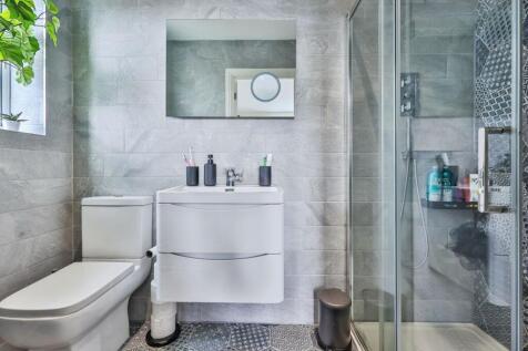 En-suite One