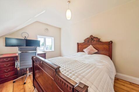 Bedroom Eight