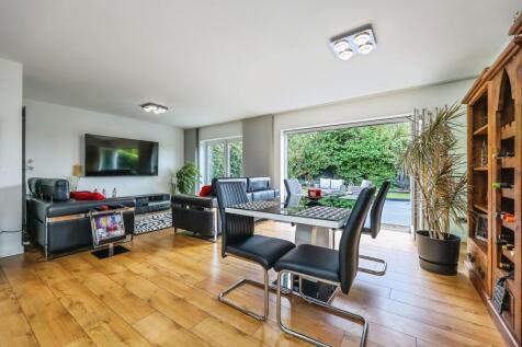 Living / Dining Room