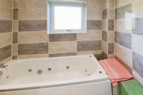 Master En-suite