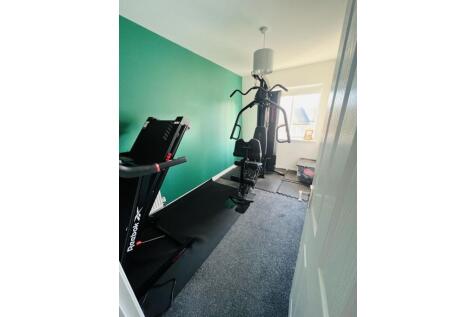 Bedroom Three/Study
