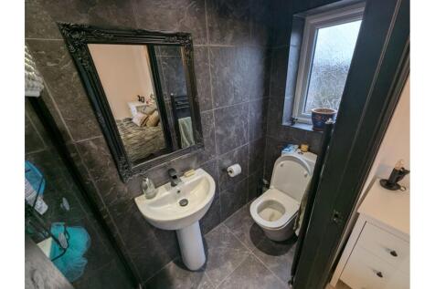 Master En-suite