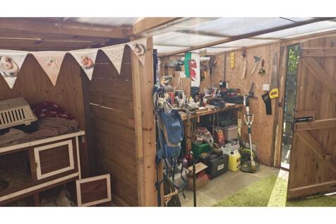 Shed