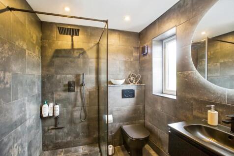 Master En-suite