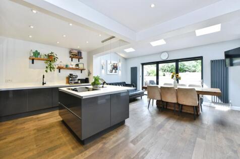 Kitchen/Family Room
