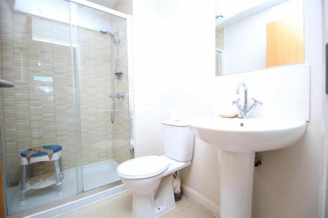 Master En-suite