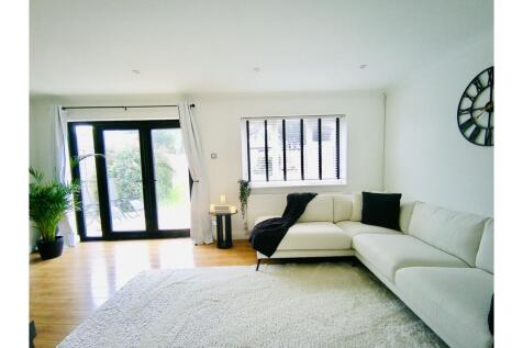 Living / Dining Room