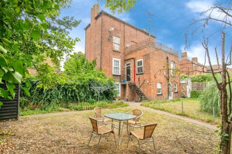 Property Image 12
