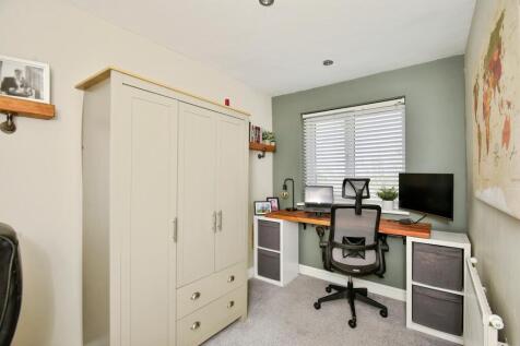 Bedroom Three/Study
