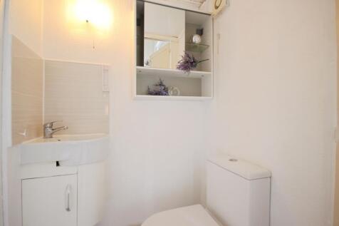 En-suite W.C.
