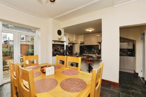 Dining / Family Room