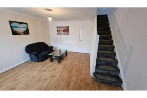 Living Room/Bedroom