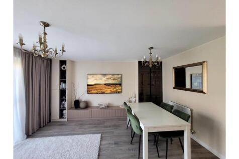 Living / Dining Room