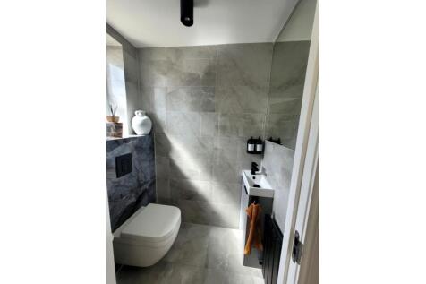 Downstairs Cloakroom