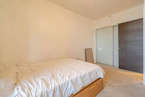 8426044-interior05-800