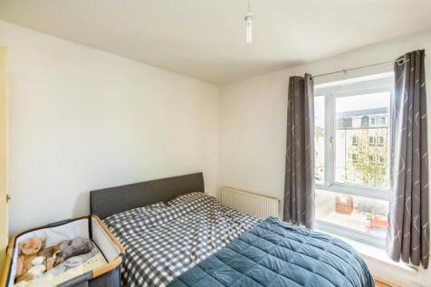 10 Bedroom