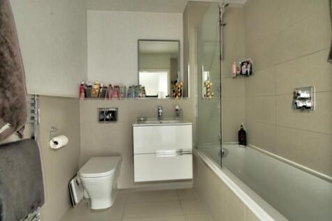 Luxury bathroom suite