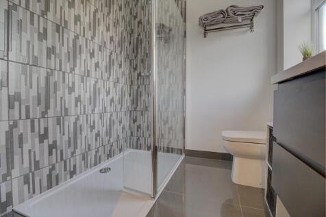 Bedroom one en-suite