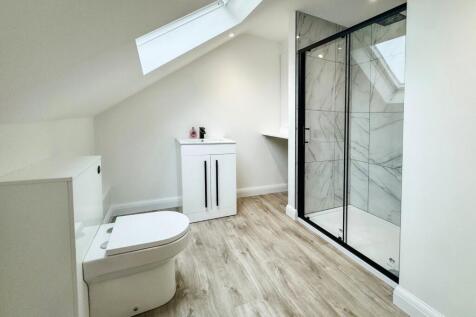 first Floor Bathroom