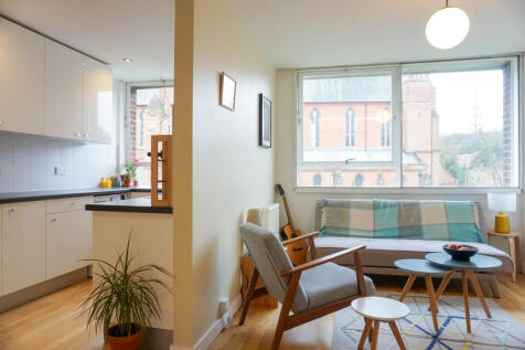Kitchen/Lounge