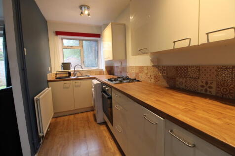 Kitchennew.JPG