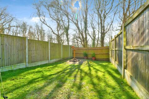 Rear Garden2