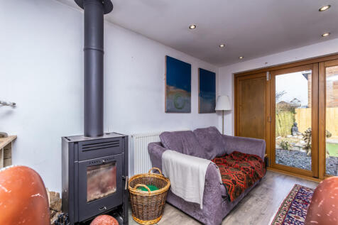 Wood burning stove