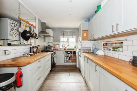 Kitchen (2)