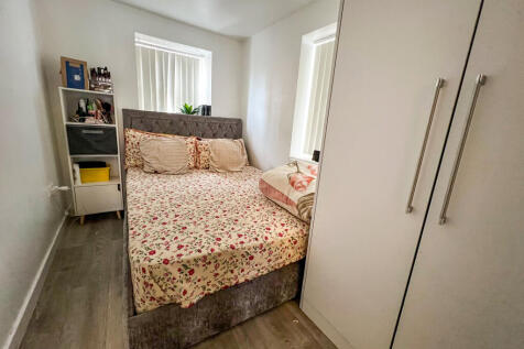 Flat Internal