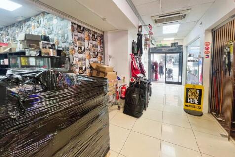 Shops Internal