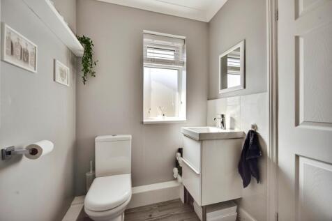 Bedroom One En-Suite