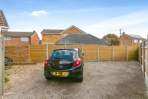 Plot/Parking
