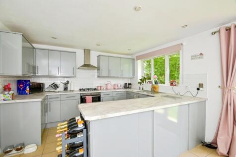 Open Plan Kitchen &amp; Dining Room