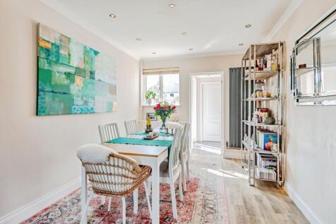 Dining room 2