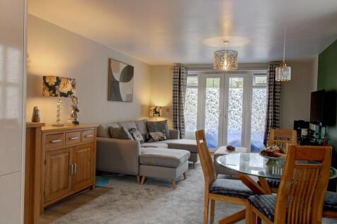 Living-dining room