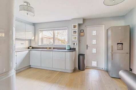 Kitchen 3