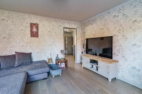 Living room 2