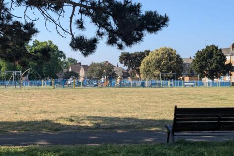 Nuxley village Park