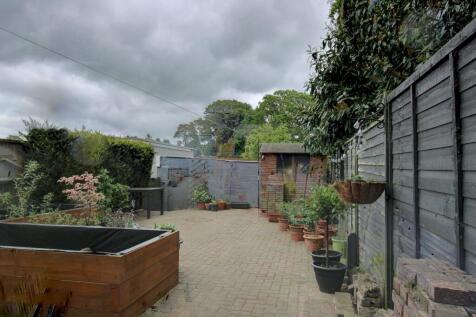 Garden b