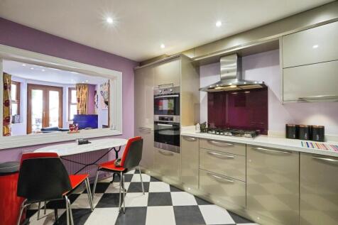 Kitchen-breakfast room