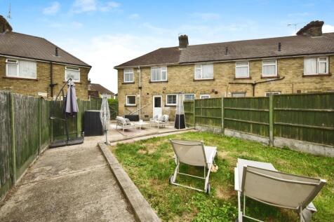 Private Rear Garden With Back Property View