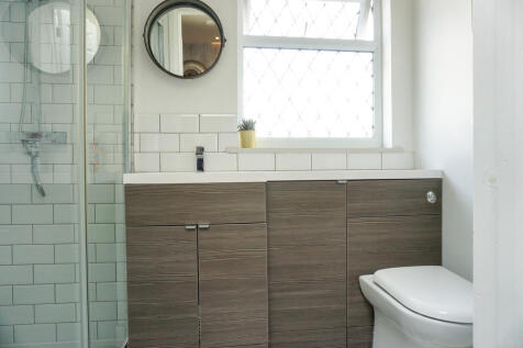 Upstairs Bathroom