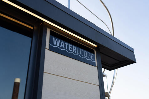 Waterlodge