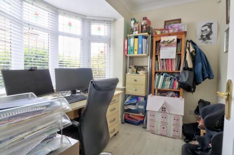 Study:bedroom 5